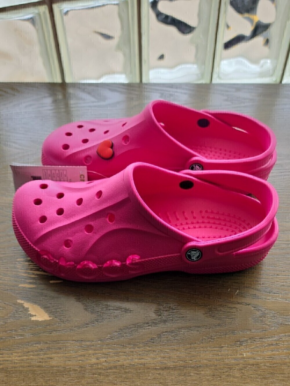 CROCS Classic Clog in Hot Pink with Heart Charm - Picture 3 of 4